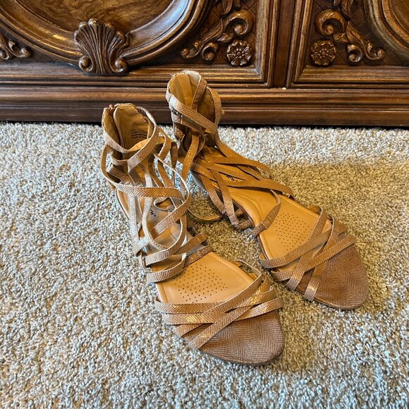 Comfortview Strappy Wedge Sandals Women's Size 12W - Picture 8 of 12